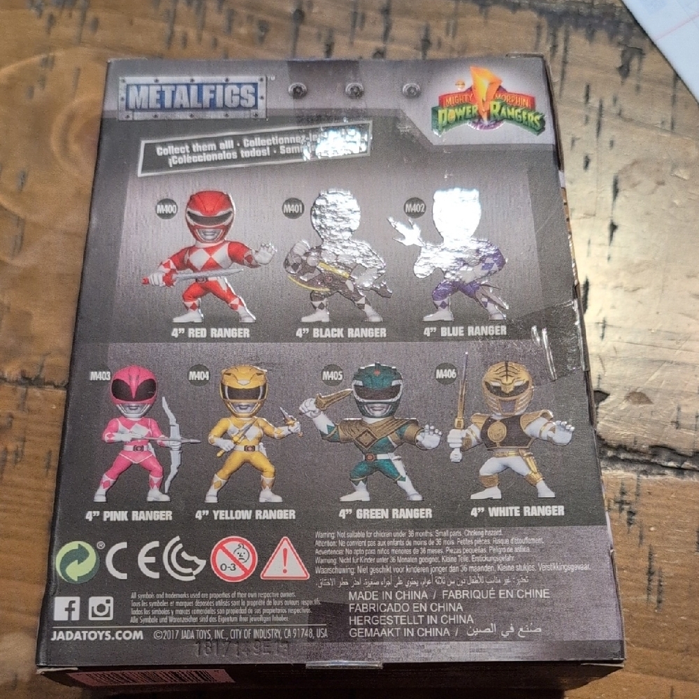 White Ranger Action Figure - Picture 3 of 6